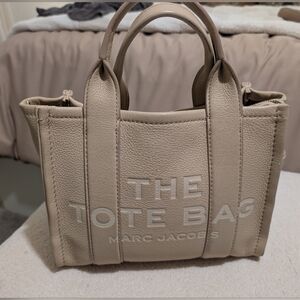 Marc Jacobs The Mini Tote Bag Leather